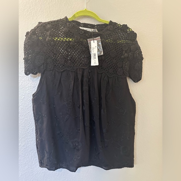 Alice + Olivia Black Lace Blouse - Picture 3 of 5